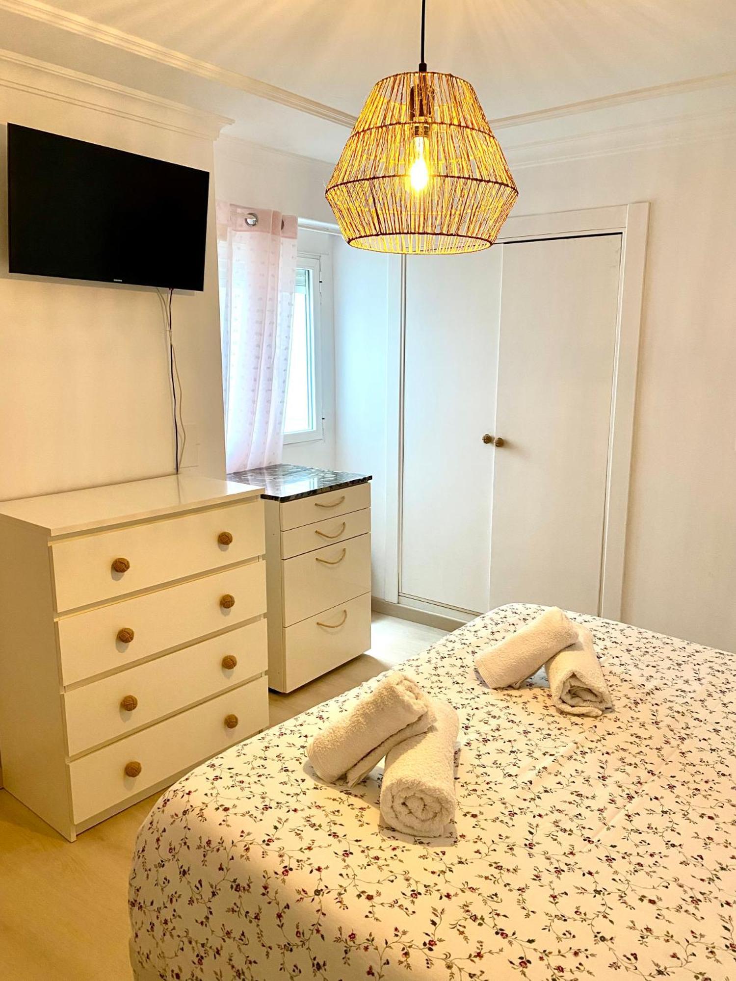 Port Dream 1 Minute Walking From The